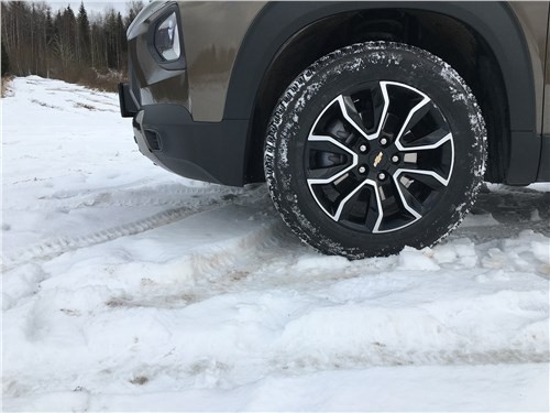 Тест-драйв Chevrolet TrailBlazer (поколение III) - Из хорошей семьи