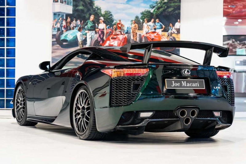 Лексус LFA в версии Nurburgring Edition за последние годы ощутимо прибавил в цене