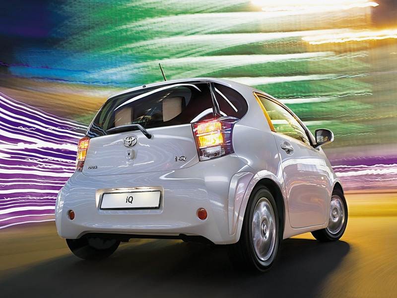 Можно ли построить бюджетный электромобиль? В Toyota думают, что да!