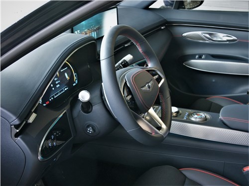 Genesis GV70: есть ли польза от корейских технологий?