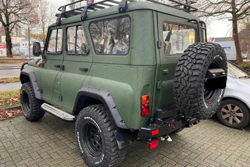 UAZ Hunter за 3,1 млн рублей: внедорожник в спецверсии Jungle продают в Германии