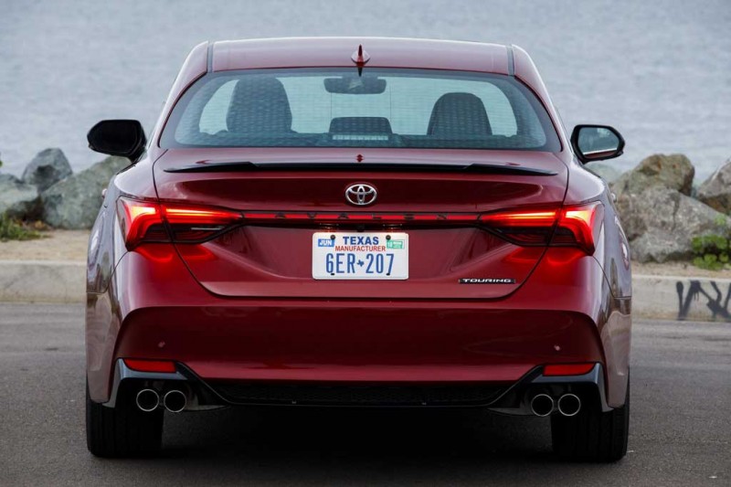 Продажи падают: японцы обновили Toyota Avalon перед снятием с производства