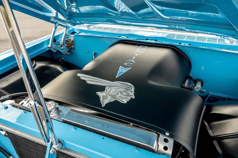 На аукцион выставлен эффектный рестомод на базе Pontiac Bonneville 1959 года