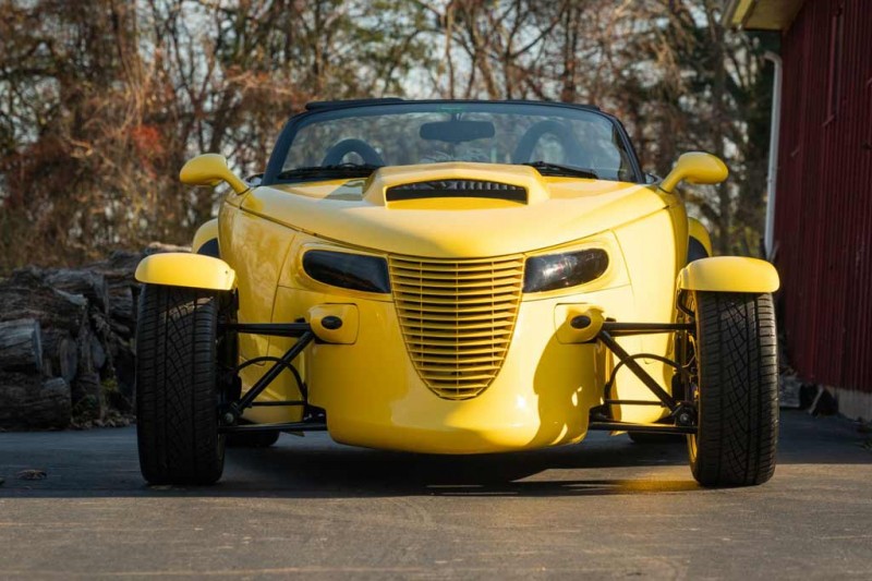 Модифицированный Plymouth Prowler с мотором V8 Hemi ушел с молотка за 3,0 млн рублей