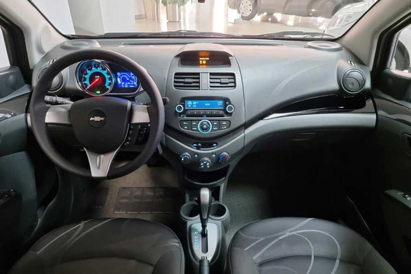 Обзор Chevrolet Spark 2021: как едет субкомпактный хэтчбек за 1 млн рублей