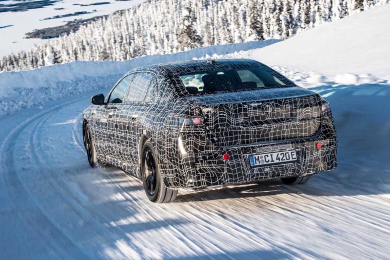 BMW i7 обещает стать первым в мире электро седаном представительского класса 4 BMW i7 обещает стать первым в мире электро седаном представительского класса
