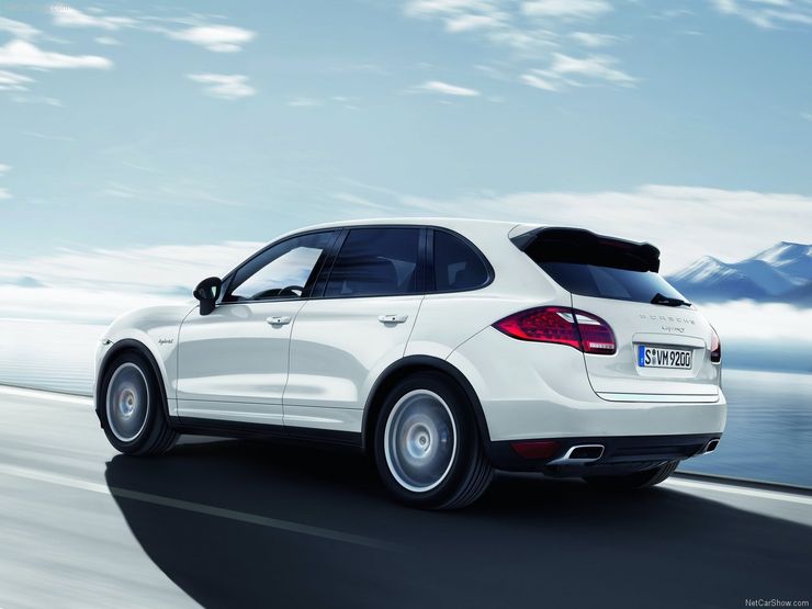 Задиры и пинки: чего не стоит бояться, покупая подержанный Porsche Cayenne