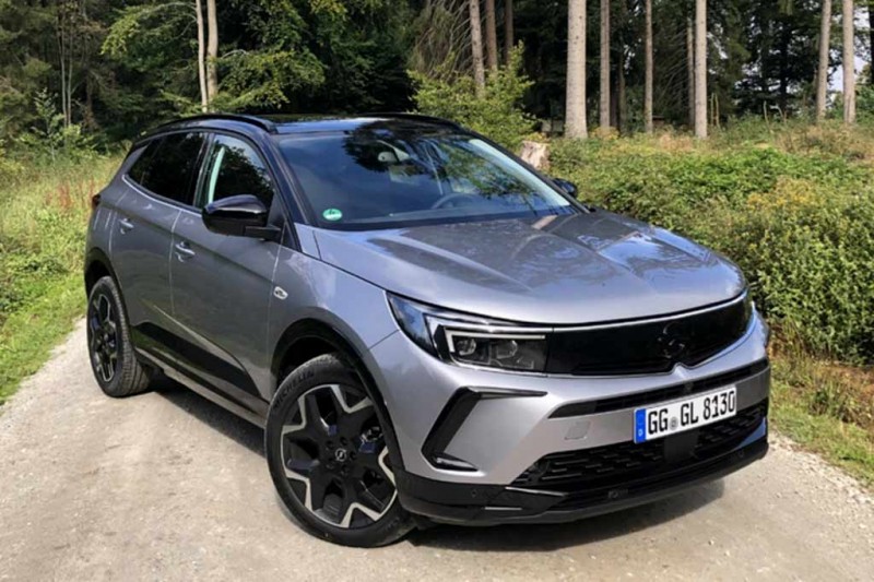 Opel Astra возвращается в Россию: поставки новой модели начнутся в 2022-ом