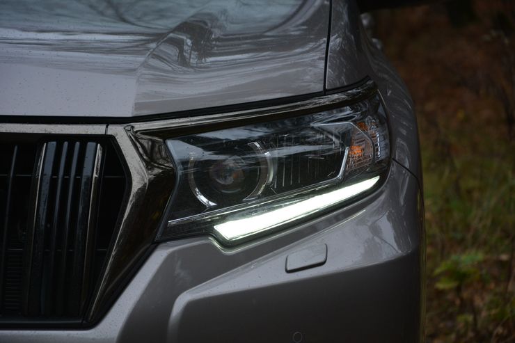 Без &laquo;топа&raquo; и &laquo;допа&raquo;: подбираем оптимальную комплектацию Toyota Land Cruiser Prado
