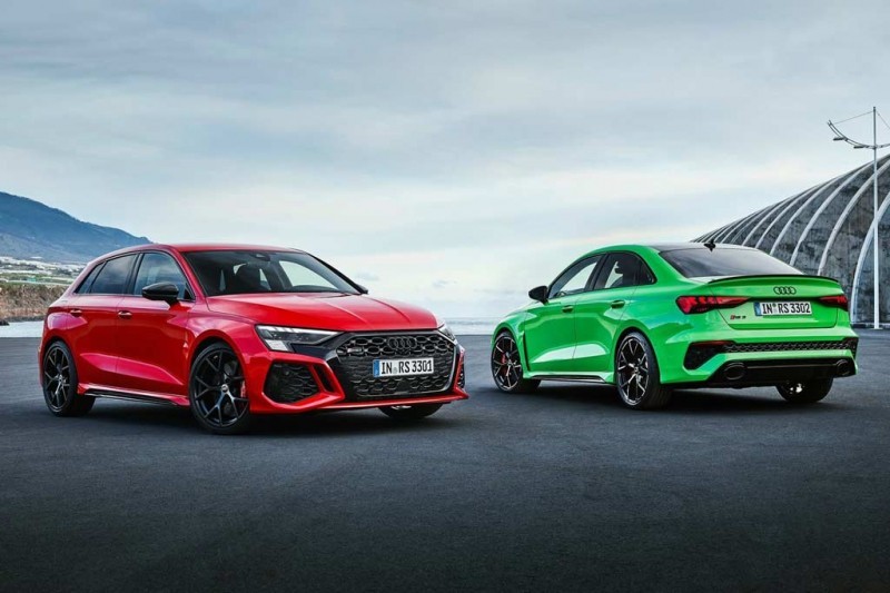 Audi перечислила новинки для России на 2022 год: загибайте пальцы