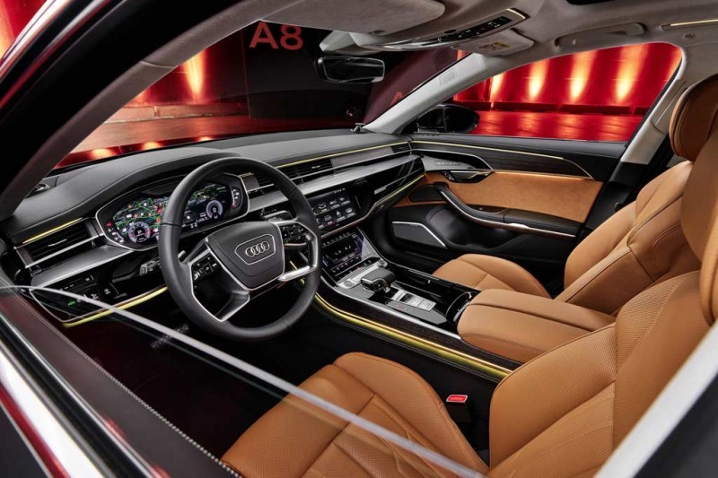 Audi перечислила новинки для России на 2022 год: загибайте пальцы