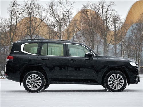 Новый Toyota Land Cruiser, пошла ли модернизация ему на пользу?