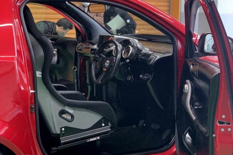 Сумасшедшая Toyota iQ: дизайн в стиле GR Yaris и мотором от Kawasaki 2 Сумасшедшая Toyota iQ: дизайн в стиле GR Yaris и мотором от Kawasaki