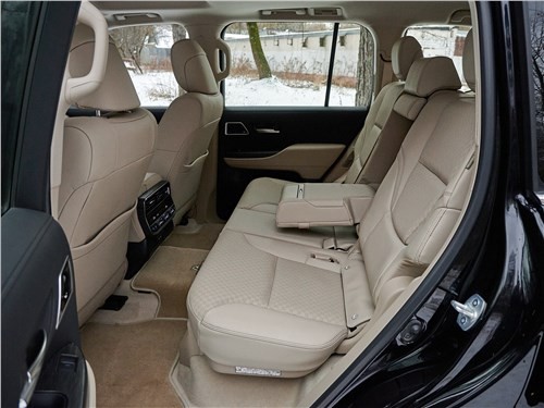 Новый Toyota Land Cruiser, пошла ли модернизация ему на пользу?
