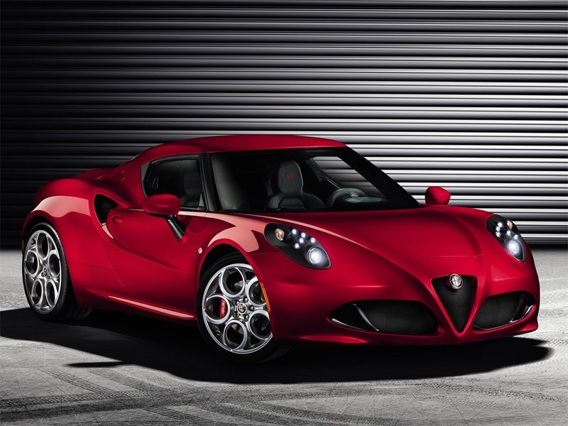 Abarth построит пять уникальных родстеров