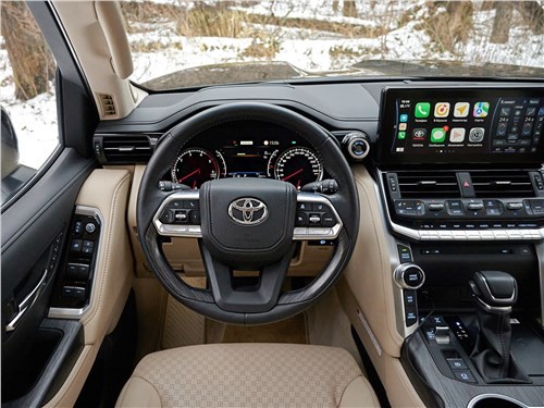 Новый Toyota Land Cruiser, пошла ли модернизация ему на пользу?