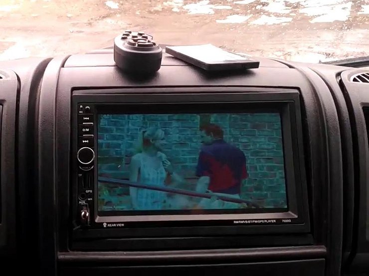 Чем опасны дешевые китайские автомагнитолы с большим экраном 1 Чем опасны дешевые китайские автомагнитолы с большим экраном