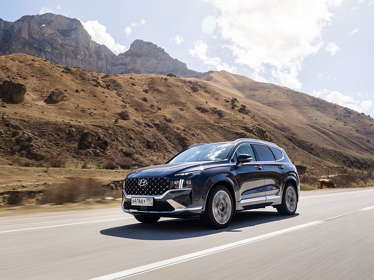 Обновленный Hyundai Santa Fe получил шестиместный салон