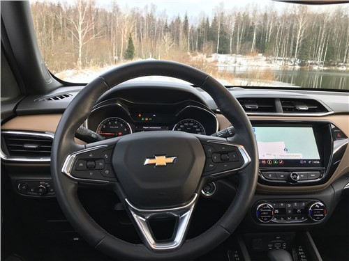 Тест-драйв Chevrolet TrailBlazer (поколение III) - Из хорошей семьи