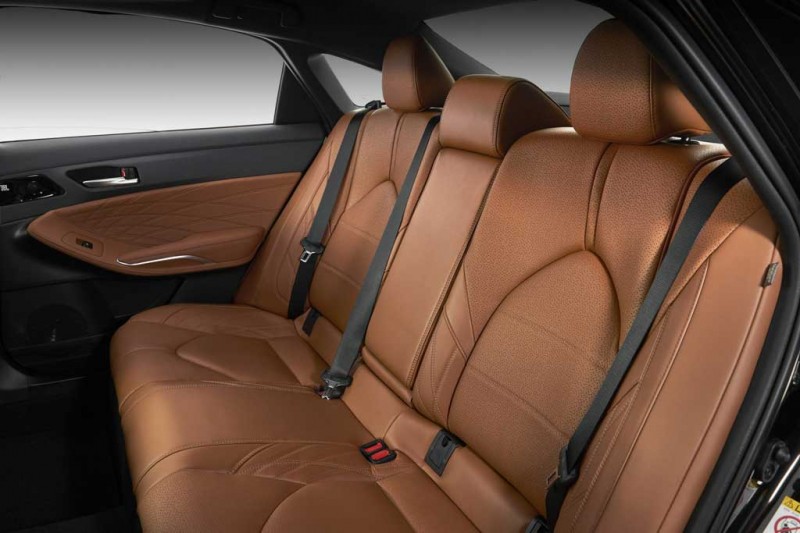 Продажи падают: японцы обновили Toyota Avalon перед снятием с производства