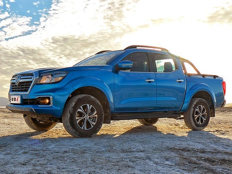 Вместо УАЗа: Dongfeng привезет недорогую копию пикапа Nissan Navara 1 Вместо УАЗа: Dongfeng привезет недорогую копию пикапа Nissan Navara