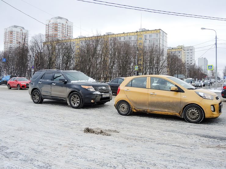 Почему на льду и в снегу тормозить нужно абсолютно разными способами