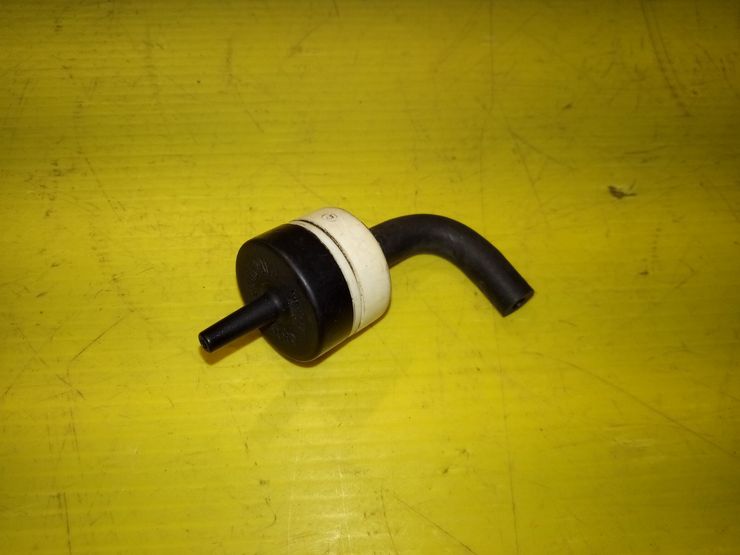 Почему зимой на новой машине педаль тормоза иногда &laquo;становится колом&raquo;