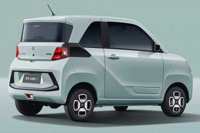 Dongfeng Fengguang Mini EV: электрическая «букашка» из Поднебесной