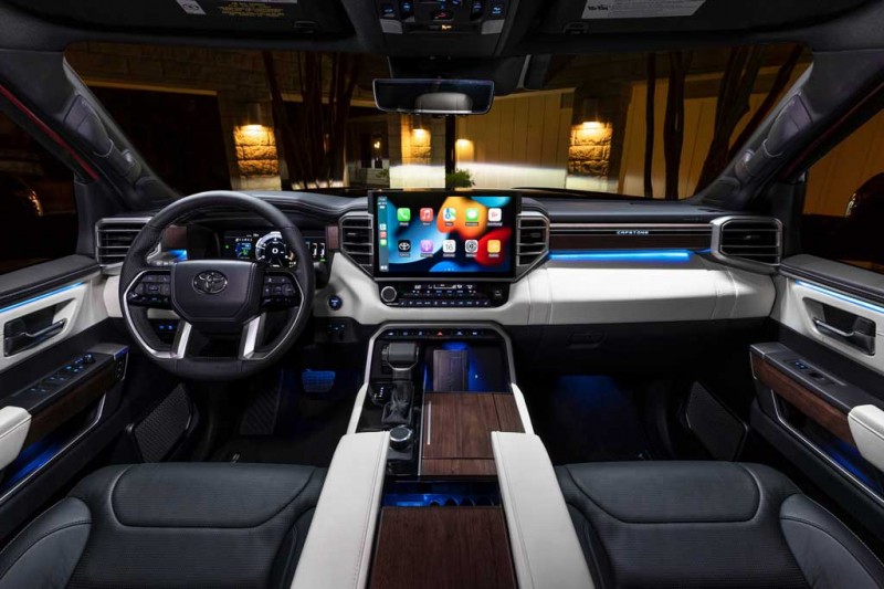 Представлен новый внедорожник Toyota Sequoia 2022 третьего поколения