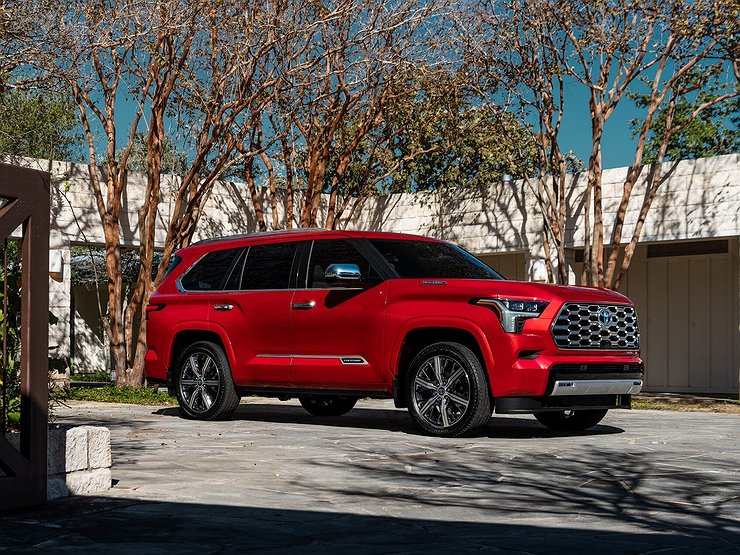 Toyota выкатила новый семиместный внедорожник 1 Toyota выкатила новый семиместный внедорожник