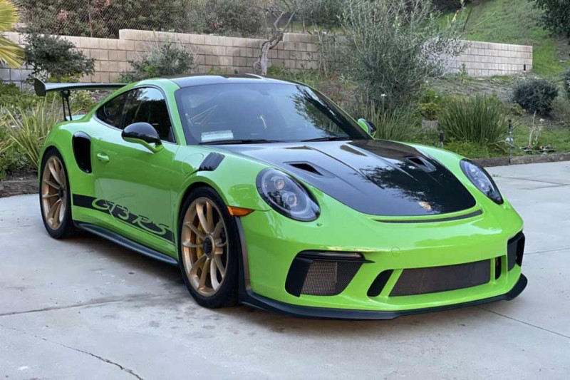 Ценник за 911 GT3 RS Weissach на аукционе не дотягивает до изначальной стоимости