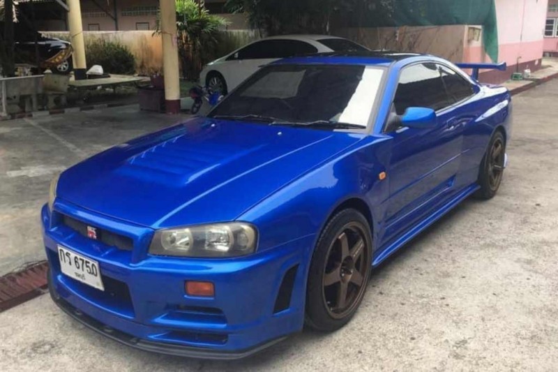 В Таиланде продают Nissan Skyline GT-R R34 дешевле 1 млн рублей: в чем здесь подвох?
