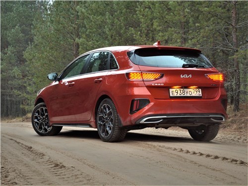 Тест-драйв KIA Ceed (поколение III рестайлинг) - «И вновь продолжается спорт»
