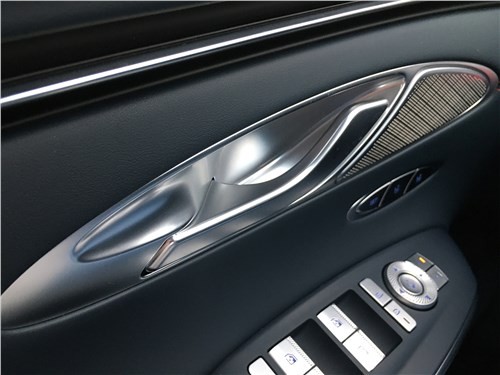 Зачем смотреть в сторону Audi, когда есть Genesis GV70