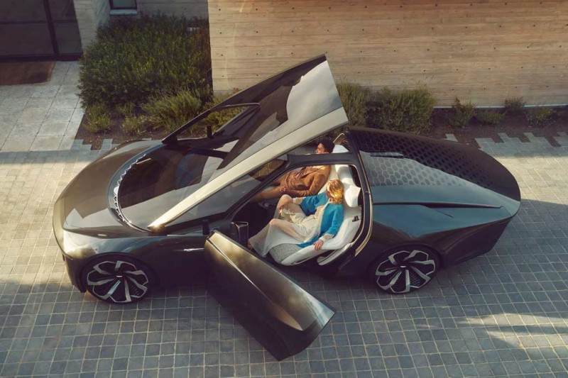 Cadillac InnerSpace Concept: полноценный автопилот и максимальный комфорт в салоне