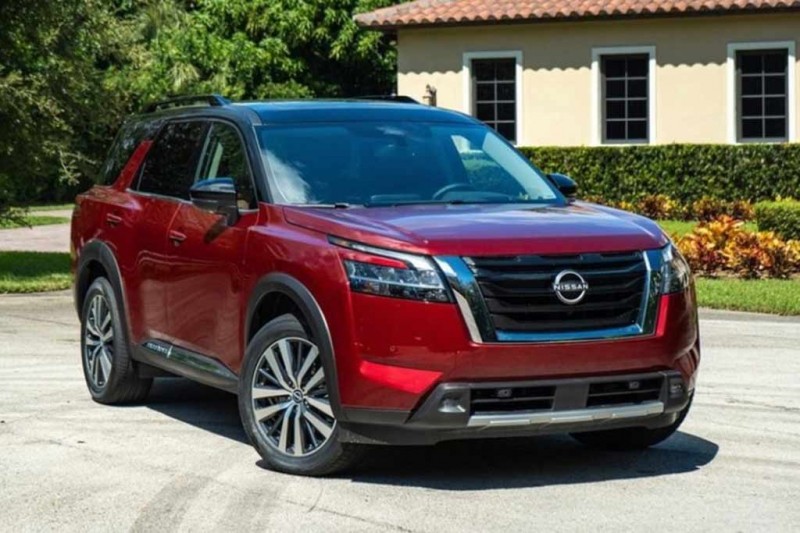 Готовьте минимум 4,3 млн: озвучены цены на новый Nissan Pathfinder 2022 для России