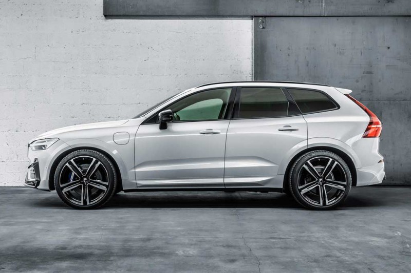 Тюнеры из Heico Sportiv сделали строгий кроссовер Volvo XC60 II быстрее и заметнее 4 Тюнеры из Heico Sportiv сделали строгий кроссовер Volvo XC60 II быстрее и заметнее