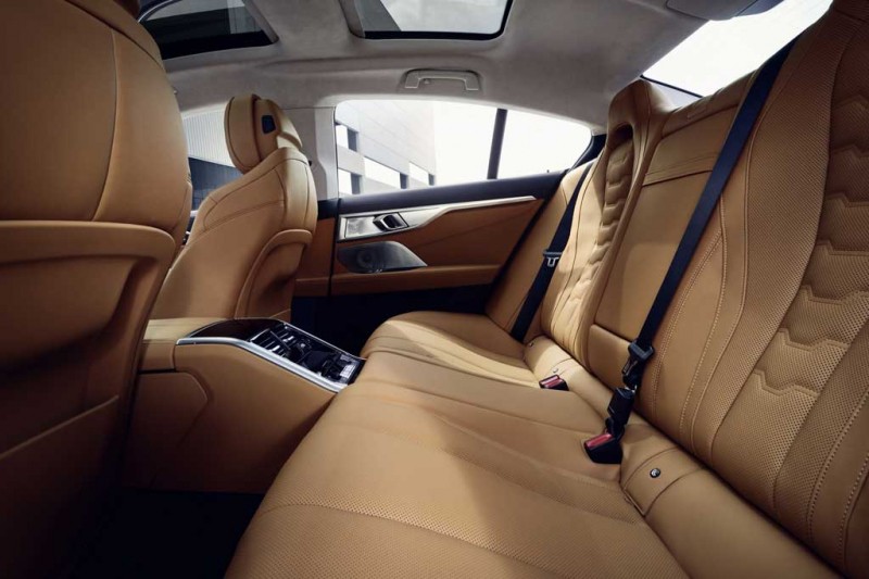 Немцы презентовали BMW 8-Series 2022: измененная внешность и расширенное оснащение