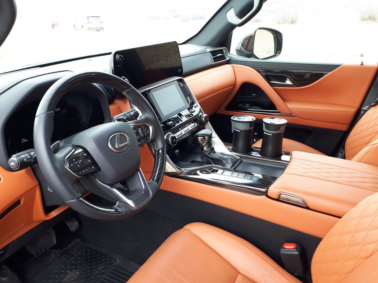 Князь и грязи: первый тест-драйв новейшего рамного &laquo;премиала&raquo; Lexus LX
