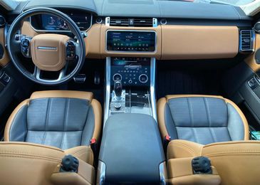 &laquo;Толстовку&raquo; на пиджак: тест-драйв Range Rover Sport 2022 модельного года