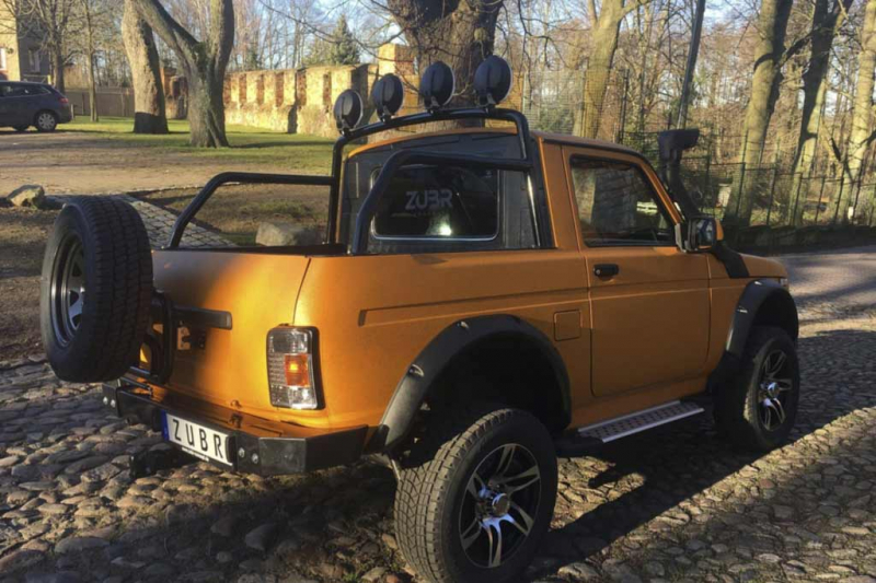 Немцы три месяца переделывали Niva Legend в пикап и теперь продают его за ₽3 млн