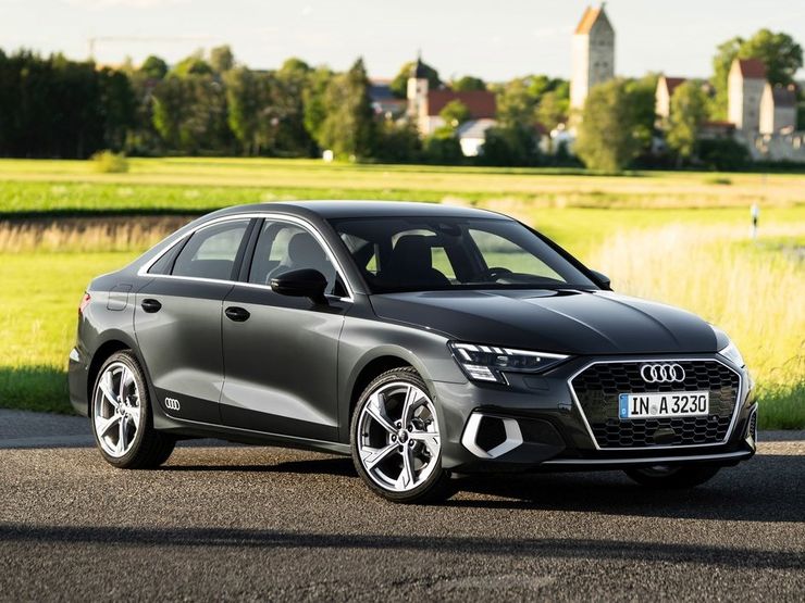 Первая игрушка: тест-драйв седана Audi A3 четвертого поколения