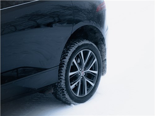 Jaguar i - Pace &ndash; он вам не нужен