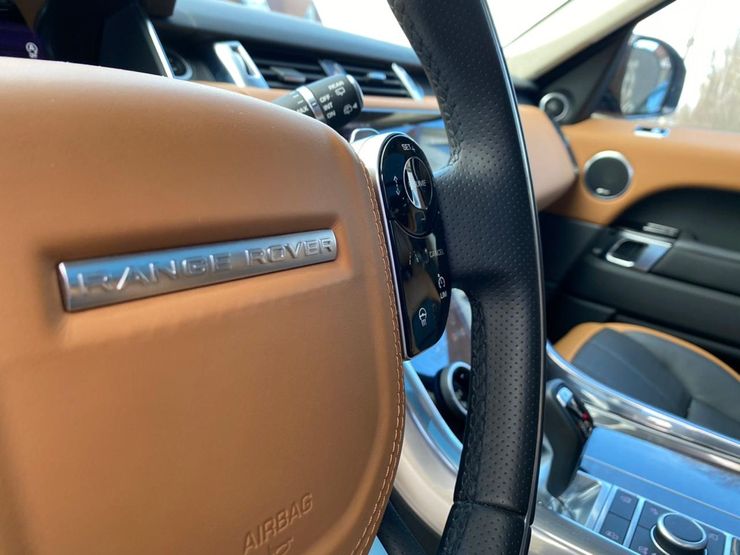 &laquo;Толстовку&raquo; на пиджак: тест-драйв Range Rover Sport 2022 модельного года