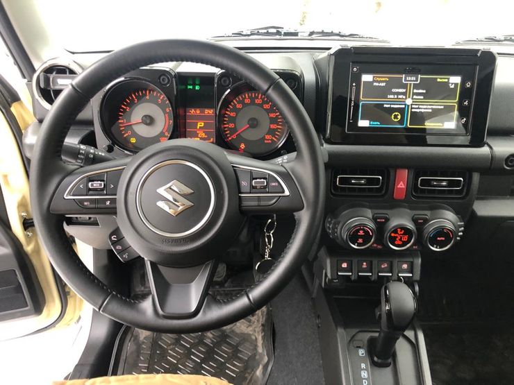 Могучая коробчонка: снежный тест-драйв нового Suzuki Jimny