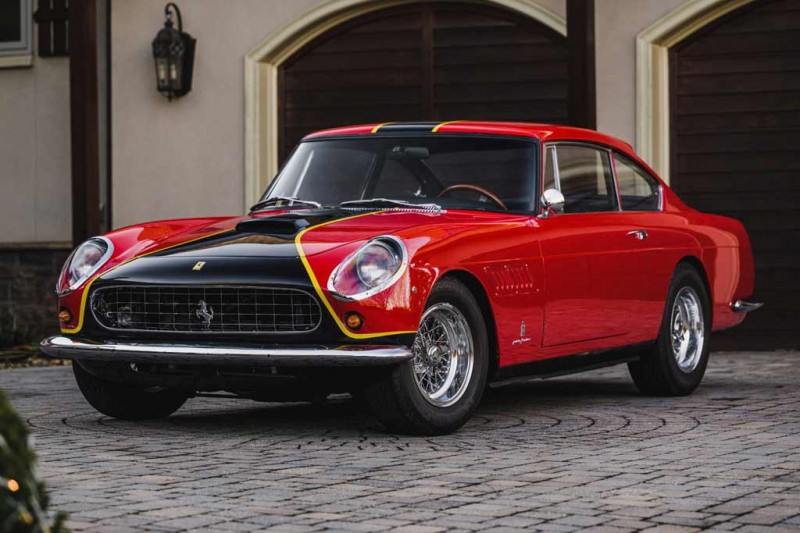 На торги выставлен Ferrari 250 GTE 2+2 1962, который оснастили мотор LT1 V8