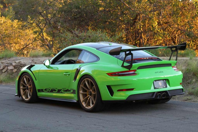 Ценник за 911 GT3 RS Weissach на аукционе не дотягивает до изначальной стоимости