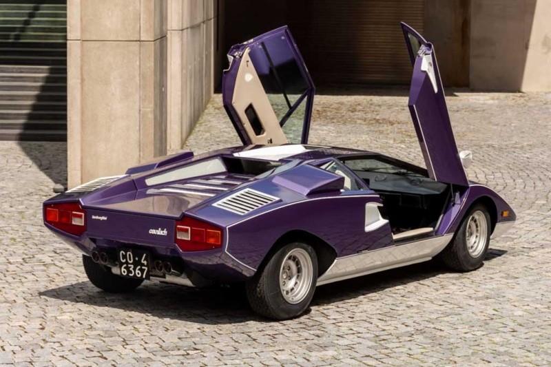 На продажу выставлен один из двух фиолетовых Lamborghini Countach LP400 &laquo;Periscopica&raquo;