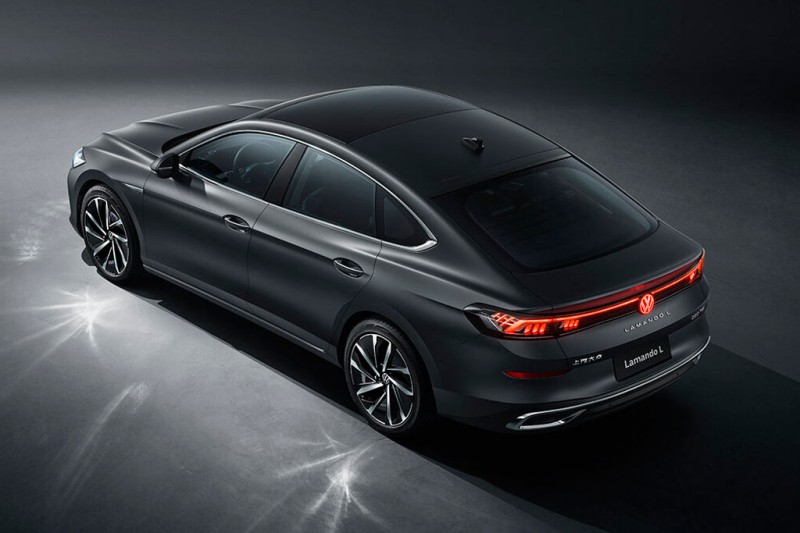 Представлен лифтбек Volkswagen Lamando L: эксклюзив для рынка Китая