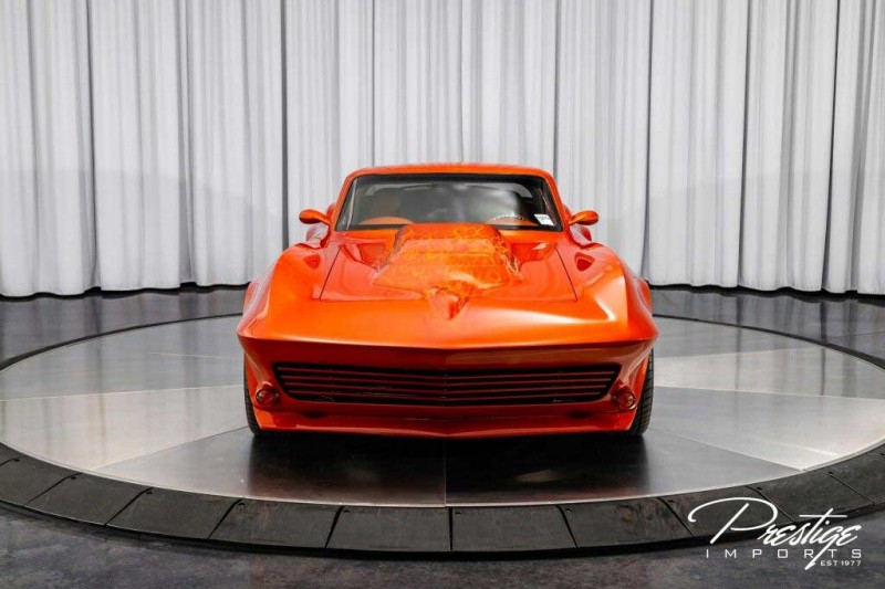 Доработанный Corvette 1964 года с мотором LS6 V8 продают за 30 млн рублей